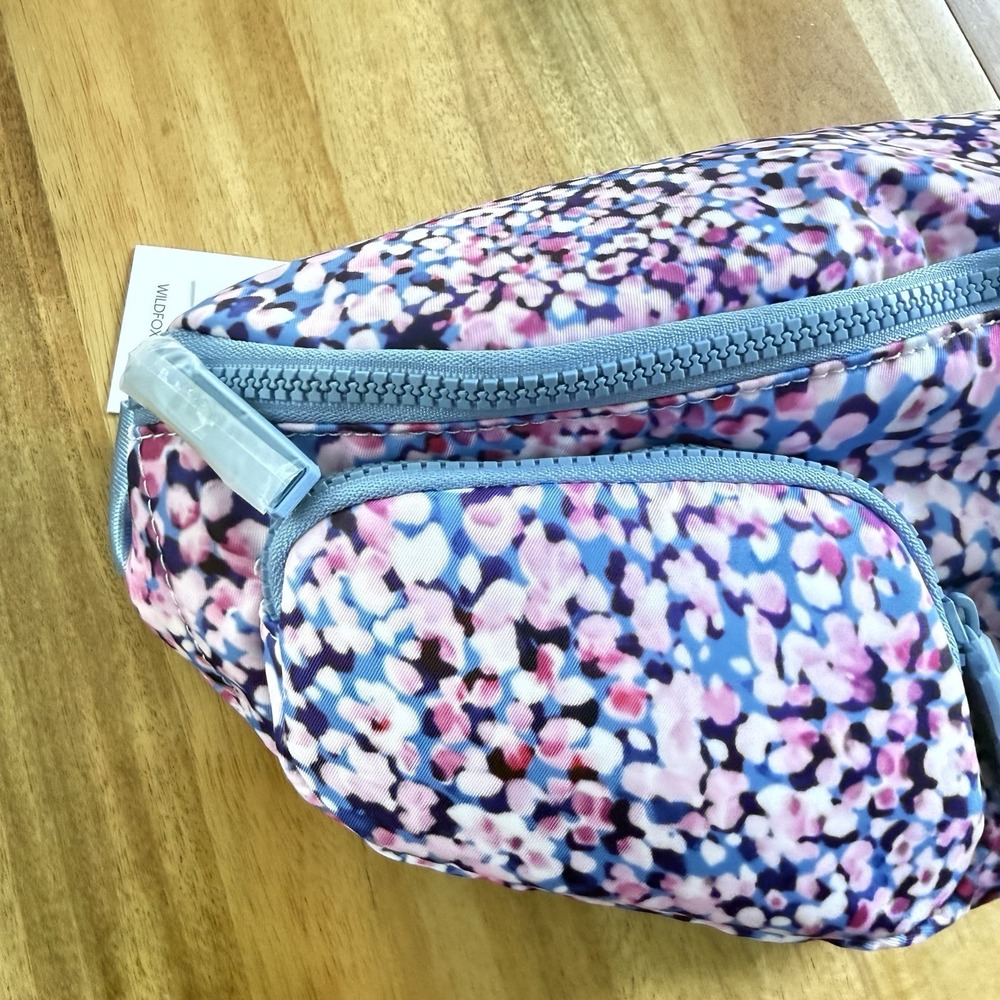 Wildfox Multi-Pocket Fanny Pack Belt Bag Crossbody Sling Confetti Y2K Athleisure - Picture 4 of 16